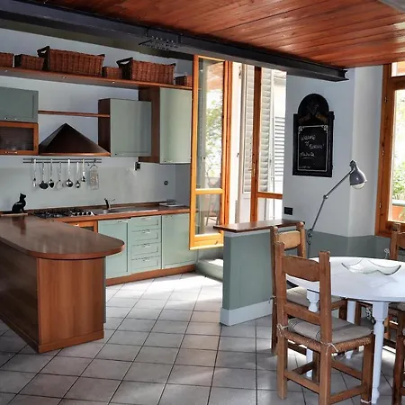 Grazioso Appartamento In Centro Con Terrazza Privata Florença Exterior foto